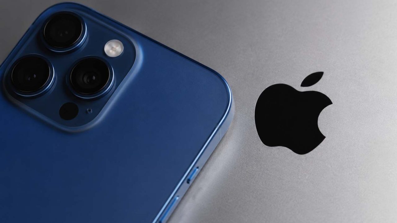 تحديثات آبل الجديدة تسد عشرات الثغرات وتمهد الطريق لـ iOS 27